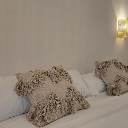 Zambra Arthouse By Del Parque Flats Apartment Malaga